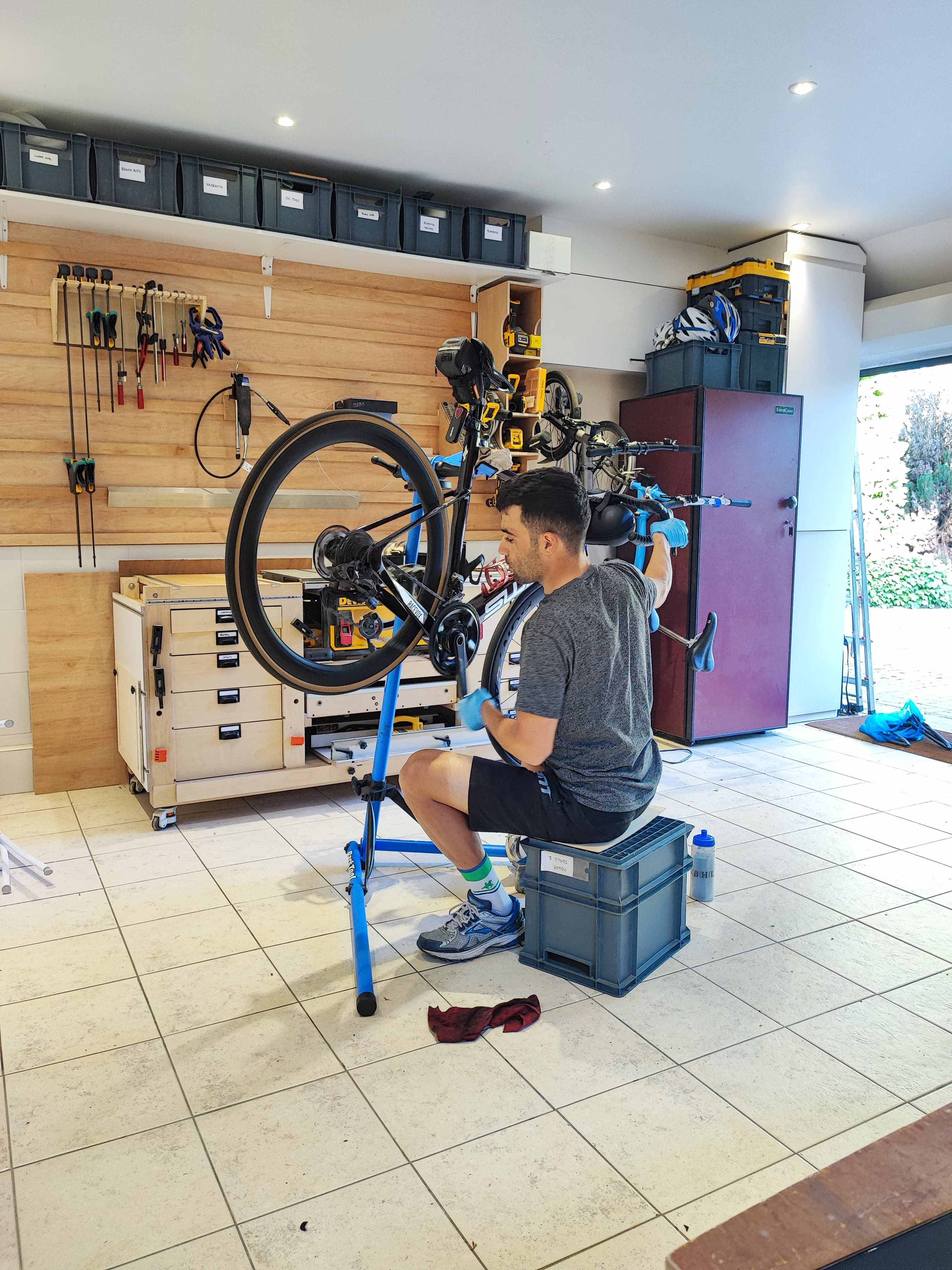 Mohammad providing professional mobile bike servicing